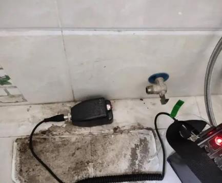 南平市屋顶漏水维修公司分享下卫生间漏水的危害及解决方法